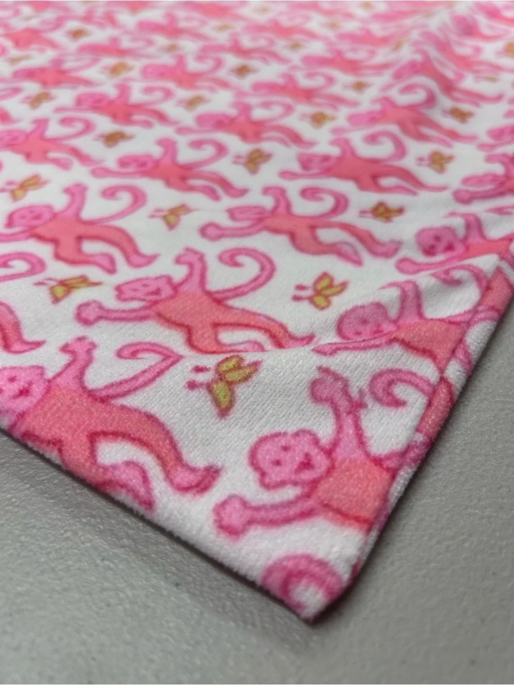 2 Roller Rabbit Pink Monkey with Banana Pillowcases Sham Pillow Covers Zip Up